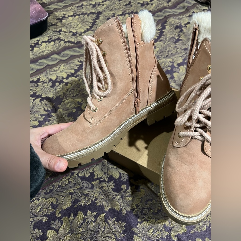 Steve Madden boots